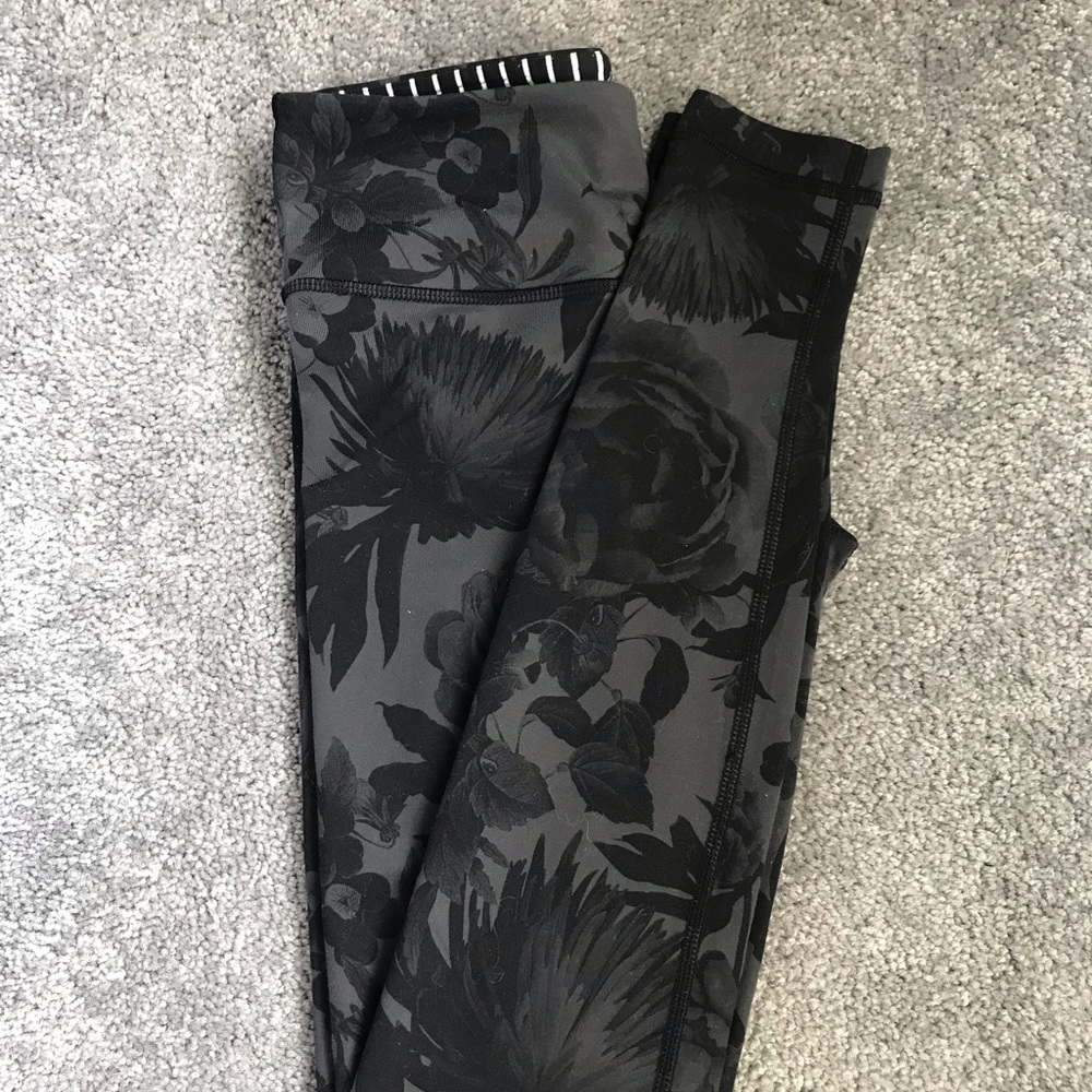 Lululemon Wunder Under Full on Luxtreme Tight Sz4